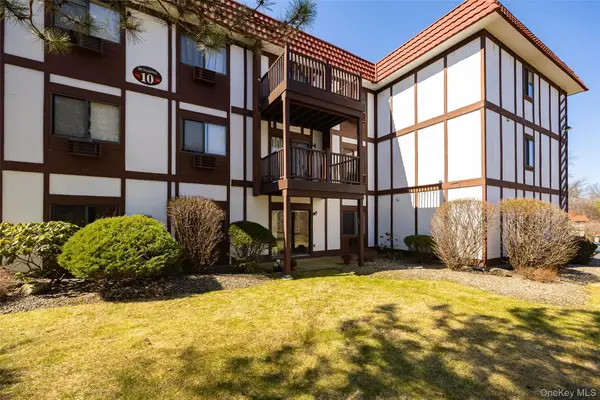 10 Skyline Drive #10, Fishkill, NY 12524