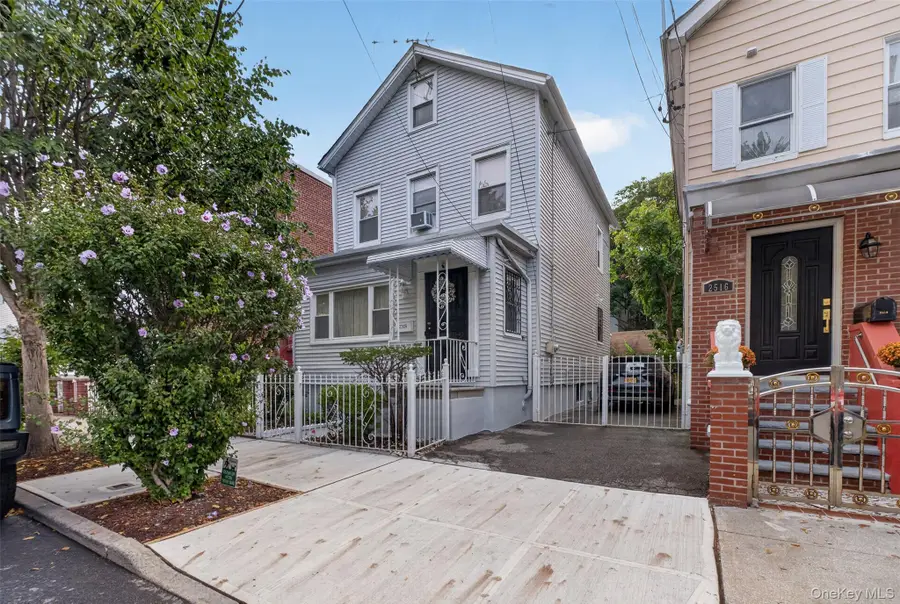 2518 Glebe Avenue, Bronx, NY 10461 - #2