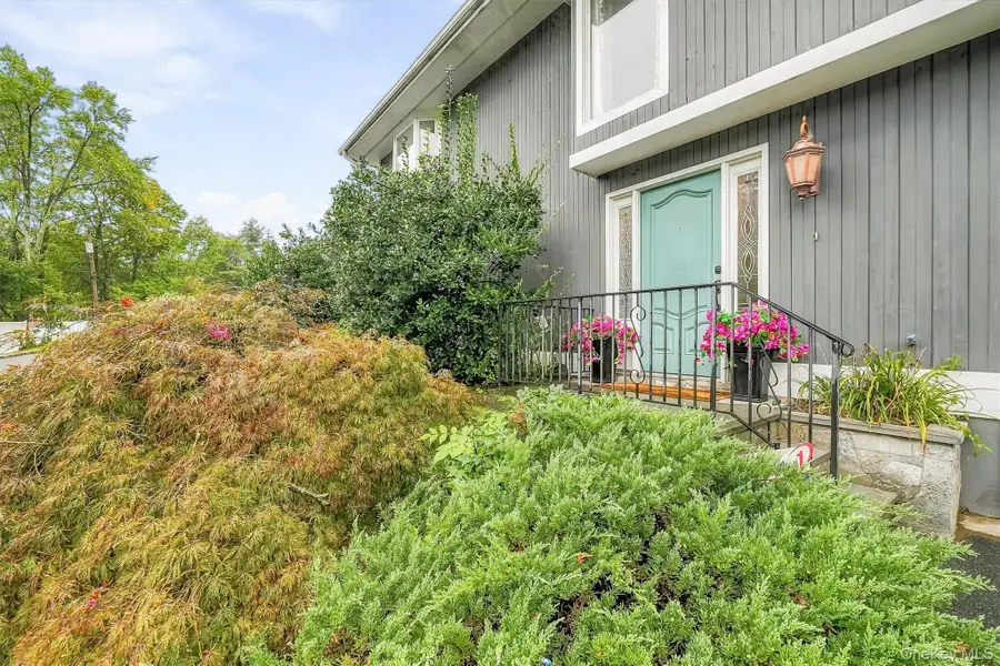 83 Edgepark Road, White Plains, NY 10603 - #3