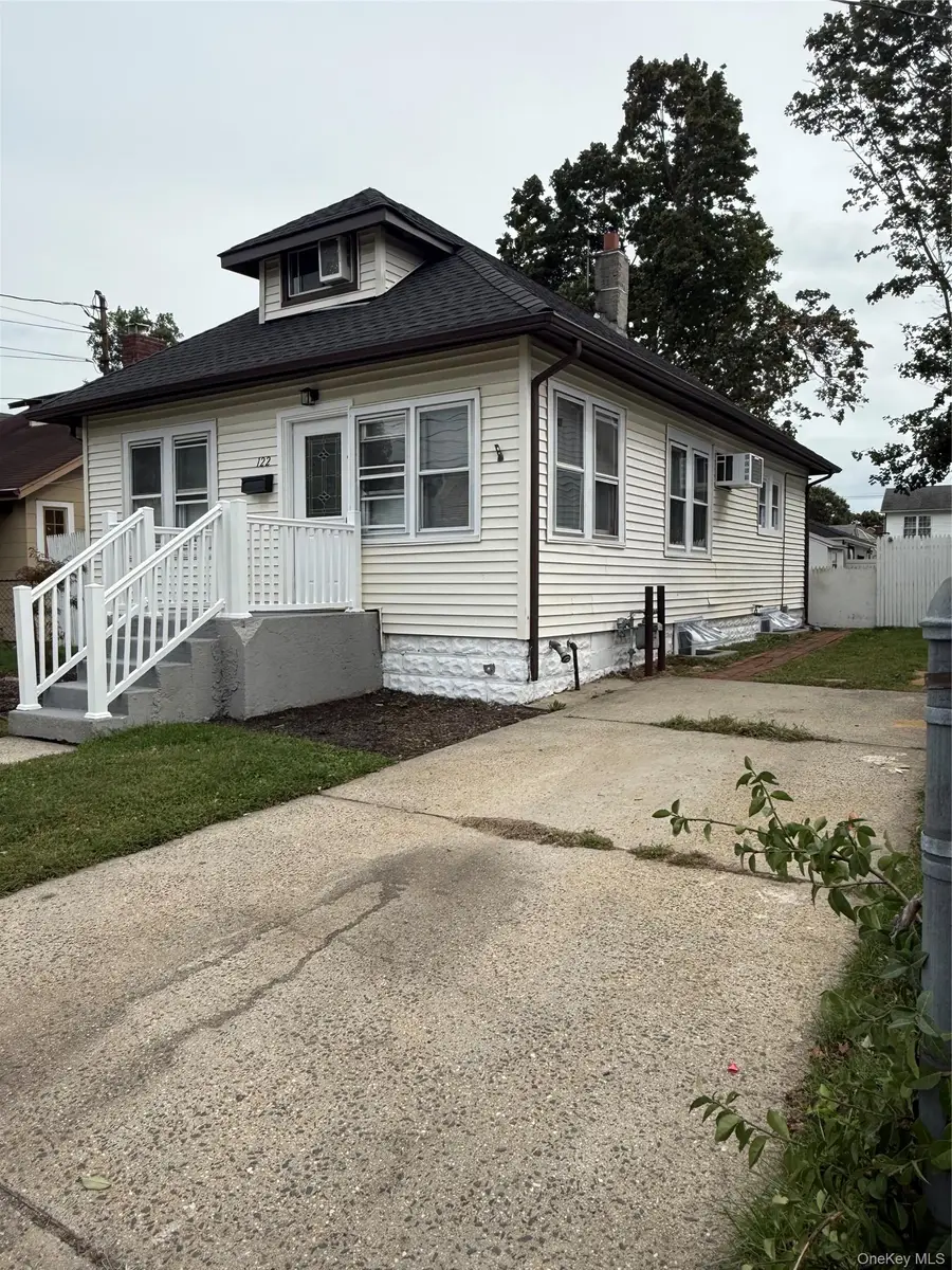 122 Dehnhoff Avenue, Freeport, NY 11520 - #2