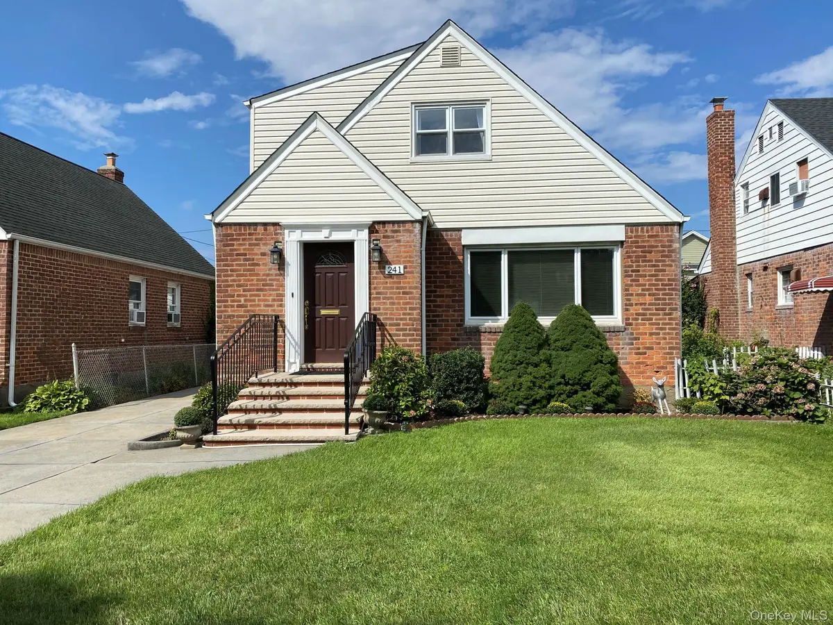 241 Whitehall Road S, Garden City, NY 11530 - #1