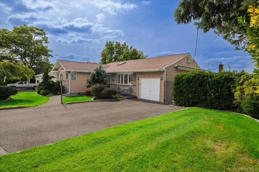 2163 Jacqueline Avenue, Bellmore, NY 11710 - #3