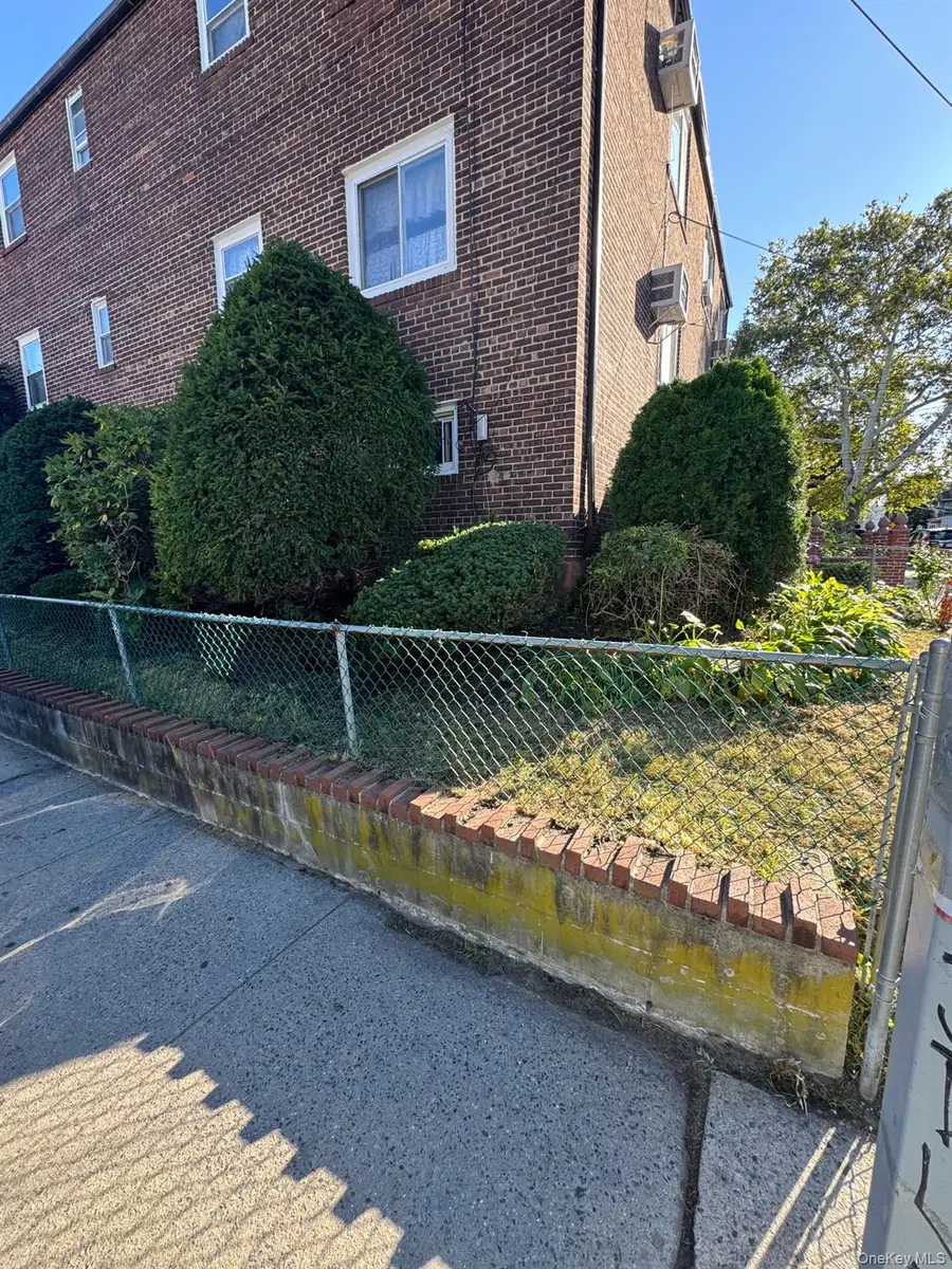 8544 53rd Avenue, Elmhurst, NY 11373 - #3