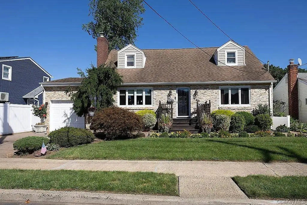 169 Doris Avenue, Franklin Square, NY 11010 - #1