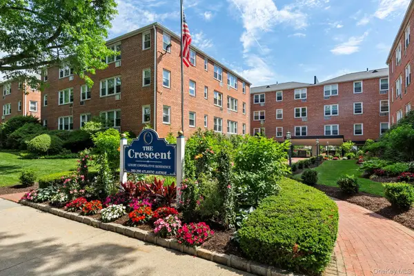 280 Atlantic Avenue #110, East Rockaway, NY 11518