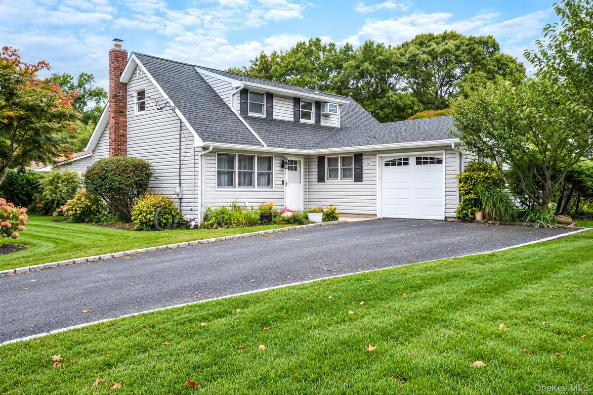 1 Allegheny Drive S, Farmingville, NY 11738 - #1