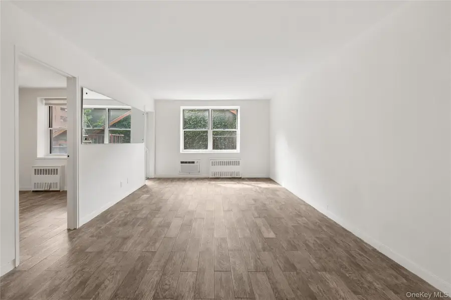 636 N Terrace Avenue #2B, Fleetwood, NY 10552 - #2