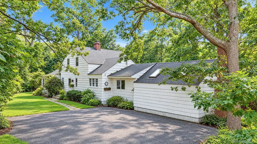 2 Glenwater Lane, East Setauket, NY 11733 - #3