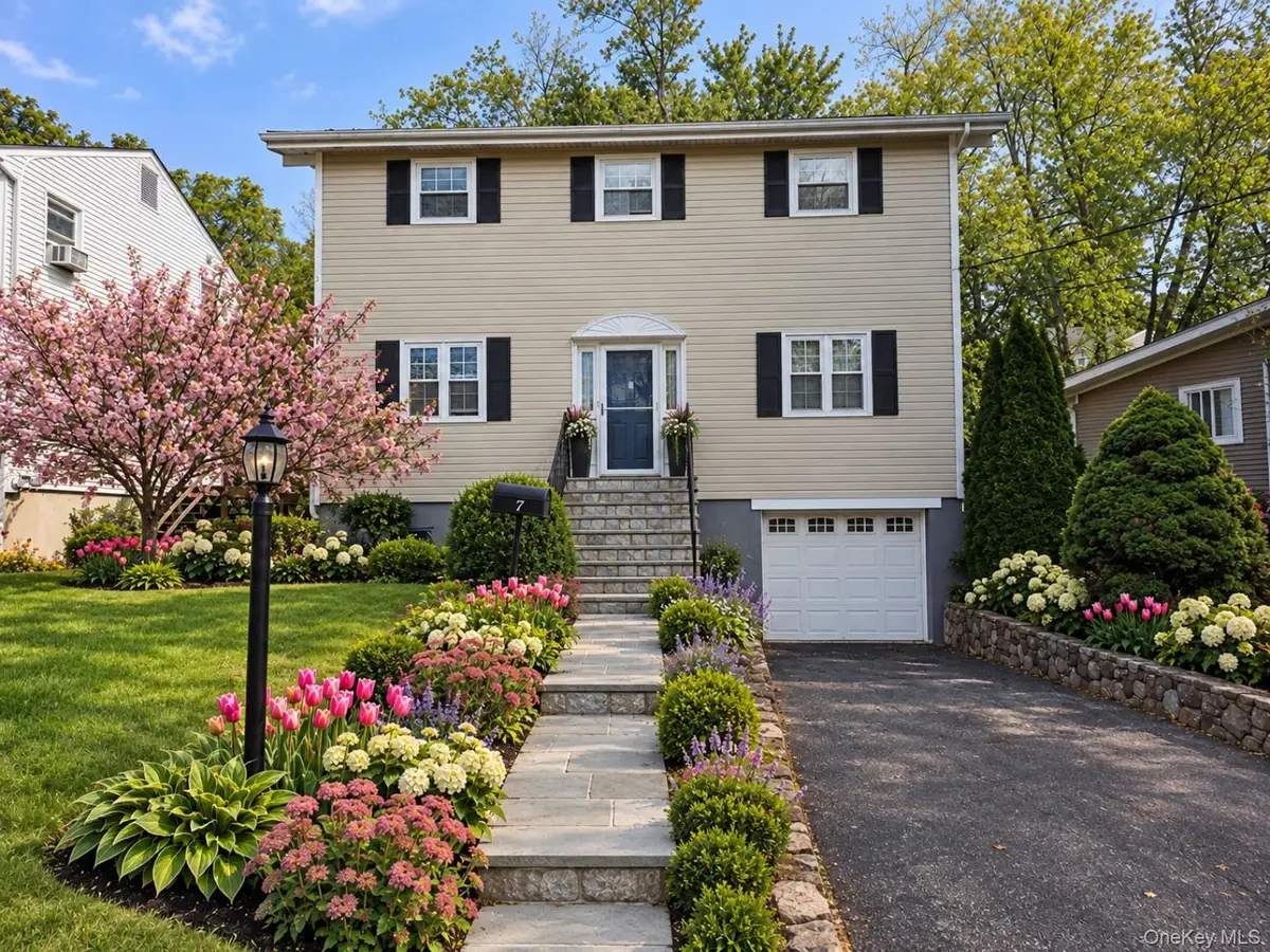 7 Bradshaw Drive, Ossining, NY 10562 - #1