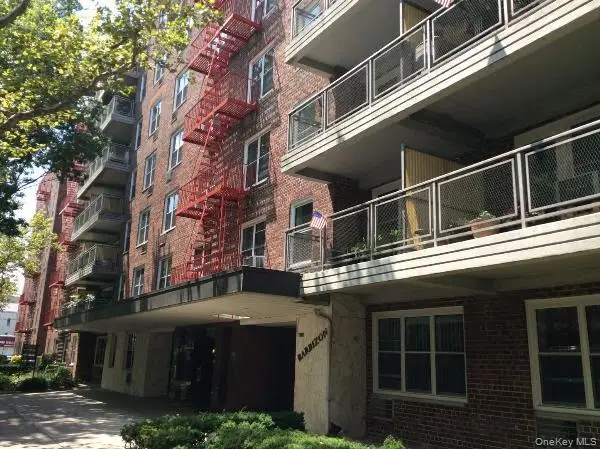 142-05 Roosevelt Avenue #331, Flushing, NY 11354