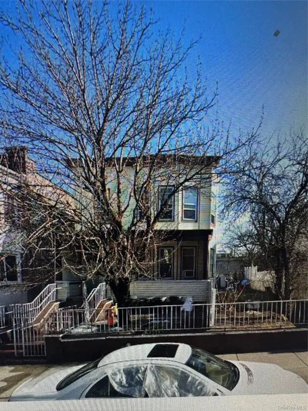 4378 Richardson Avenue, Bronx, NY 10466