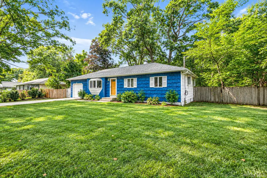 45 Spruce Street, Selden, NY 11784 - #2