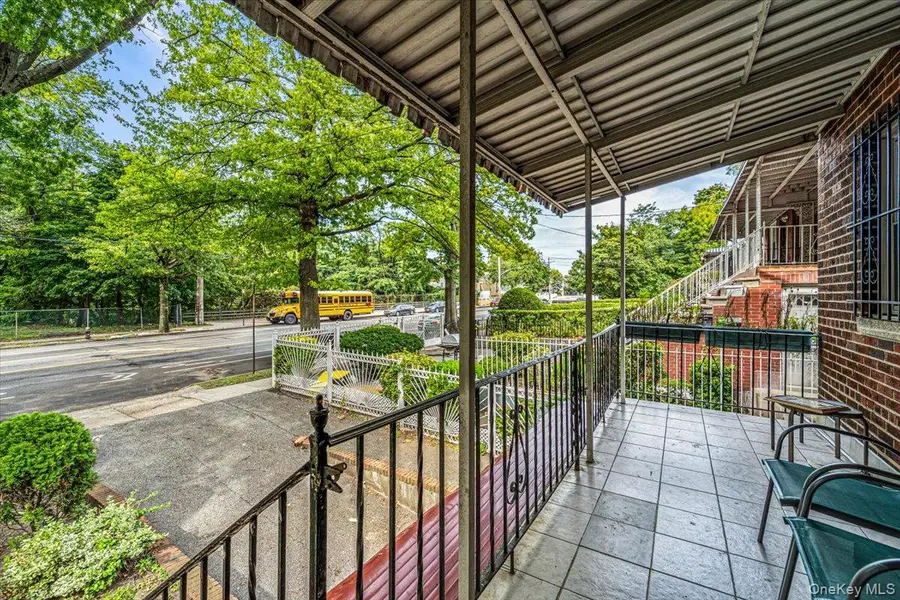 3118 Eastchester Road, Bronx, NY 10469 - #2