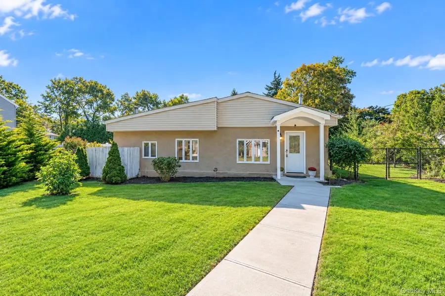 590 Canal Road, Mount Sinai, NY 11766 - #3