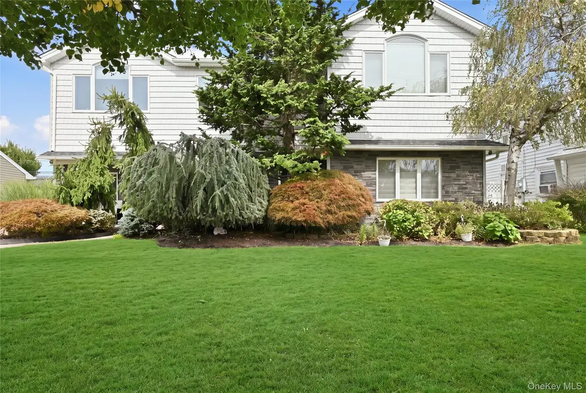 2555 Arleigh Road, East Meadow, NY 11554 - #1