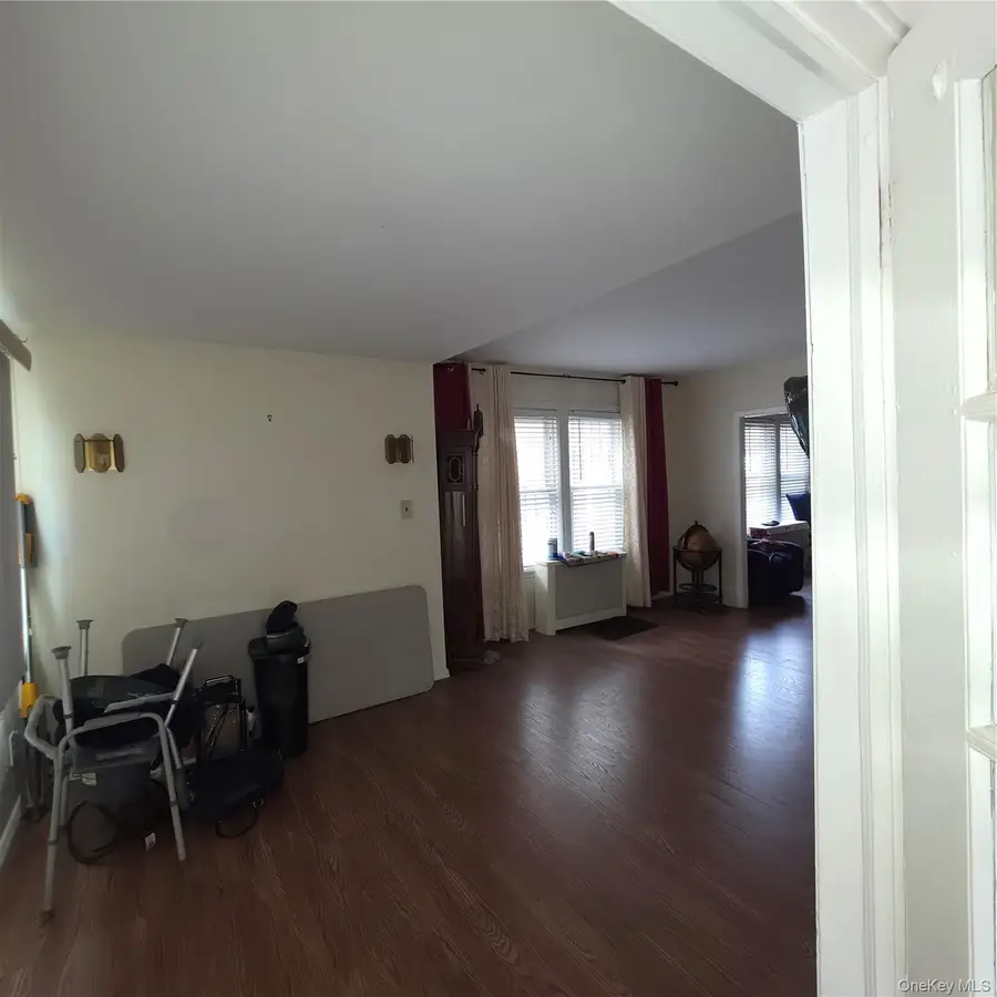 11122 203rd Street, Saint Albans, NY 11412 - #2