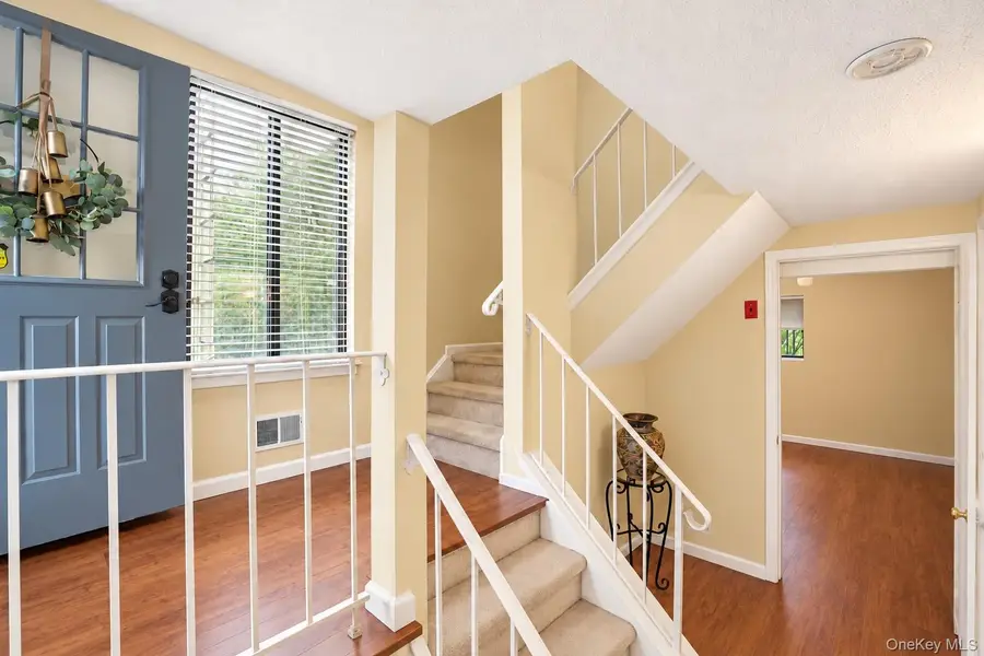 153 Treetop Circle, Nanuet, NY 10954 - #3