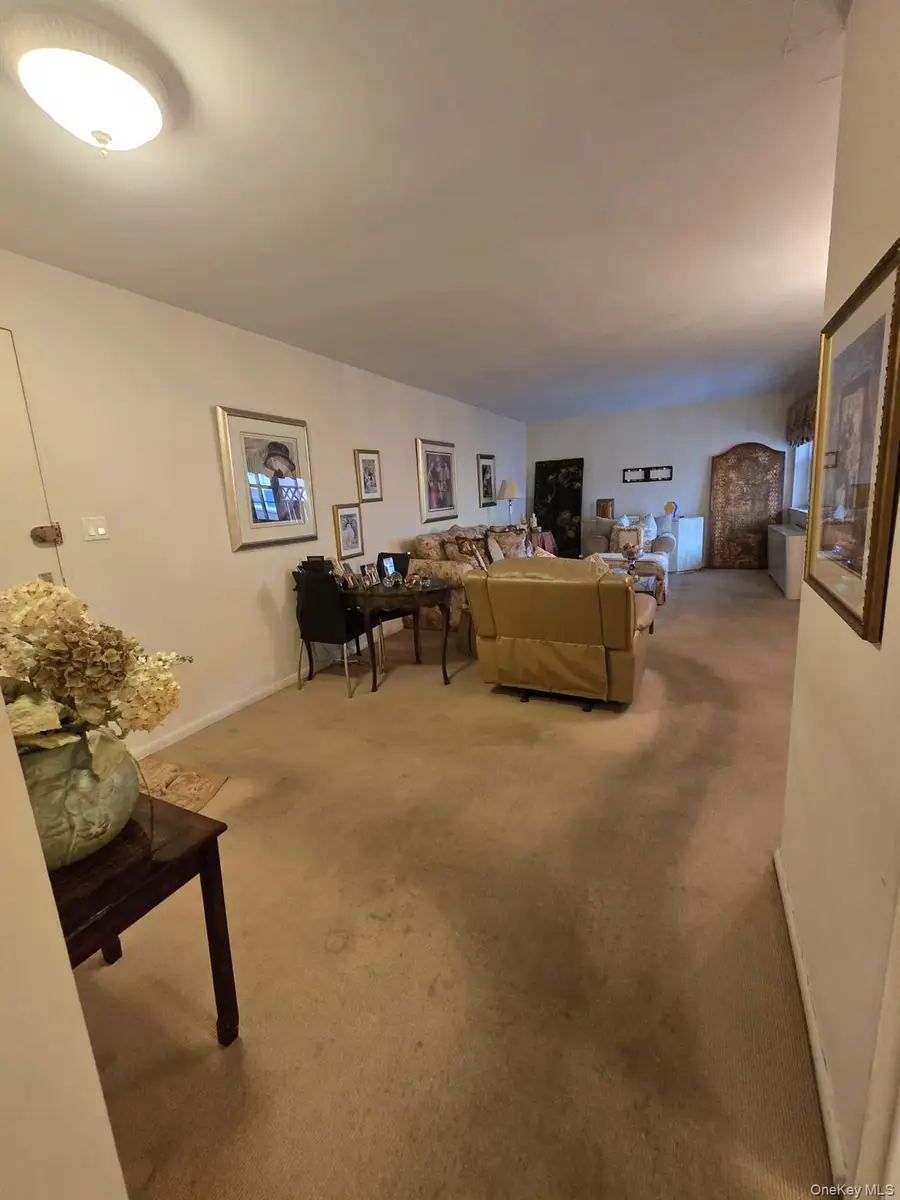 463 Summit Avenue #2-A, Cedarhurst, NY 11516 - #3