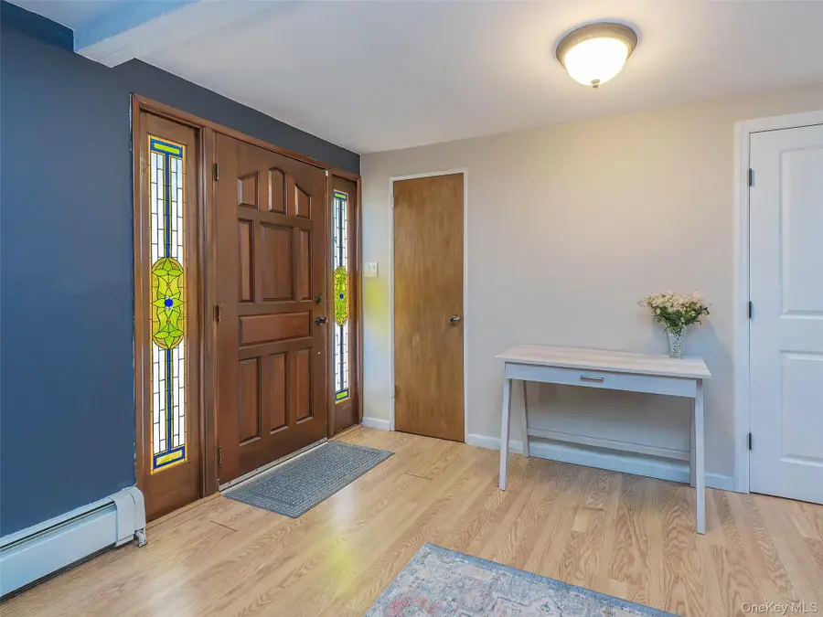 531 5th Street, East Northport, NY 11731 - #2