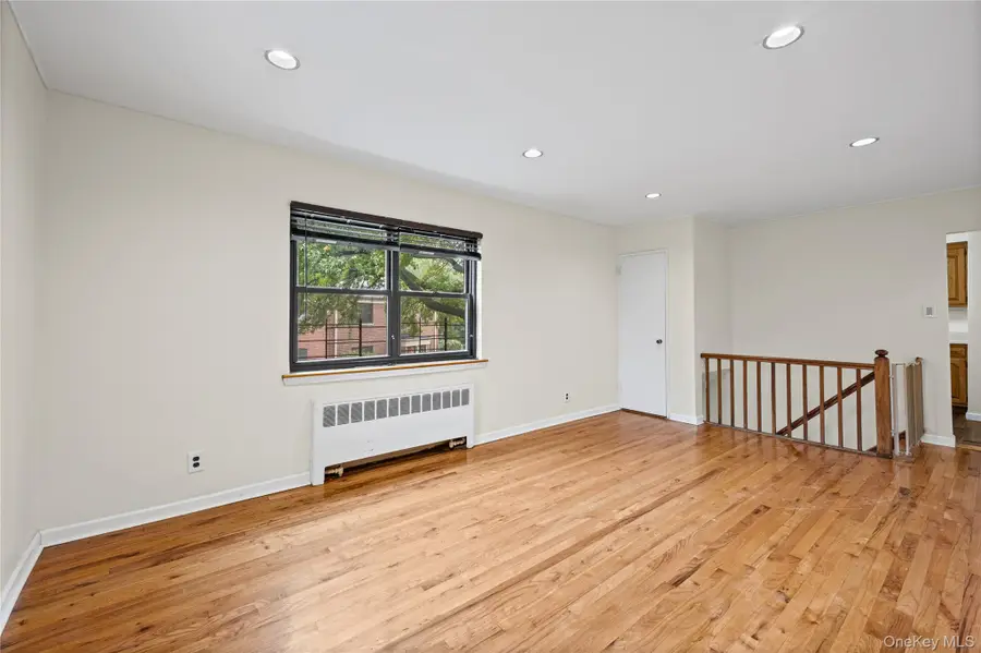 73-07 220th Street #3A2, Oakland Gardens, NY 11364 - #3