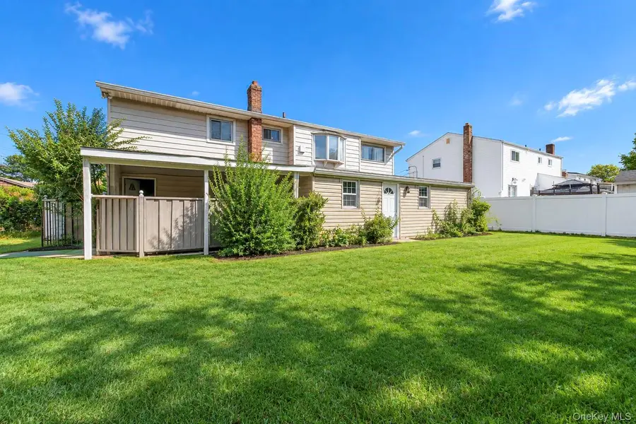 286 W 13th Street, Deer Park, NY 11729 - #3