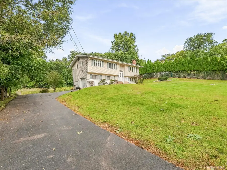 24 Dorchester Drive, Airmont, NY 10952 - #2