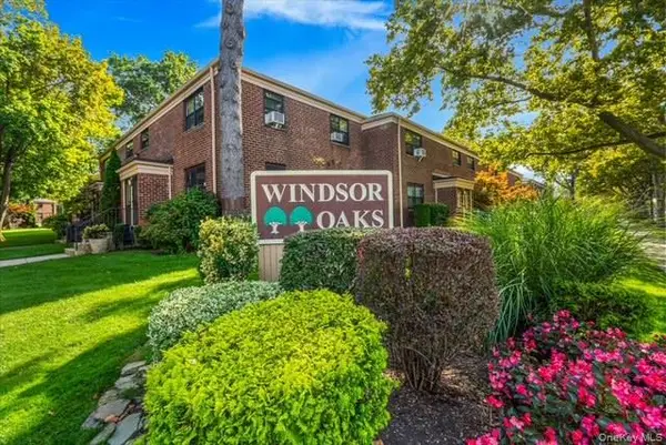 73-63 217th Street #359B2, Bayside, NY 11364