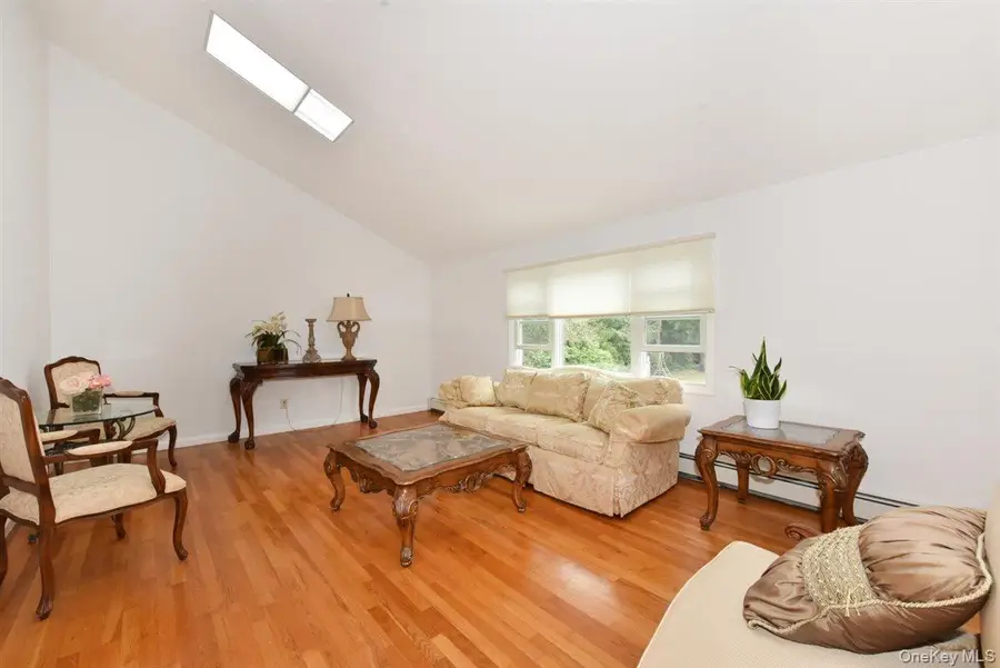 17 Greenvale Drive, East Northport, NY 11731 - #3