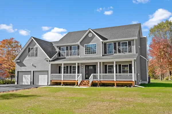 20 Valley View Court, Walden, NY 12586