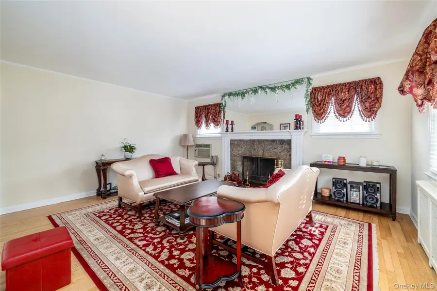 408 Jackson Avenue, West Hempstead, NY 11552 - #3