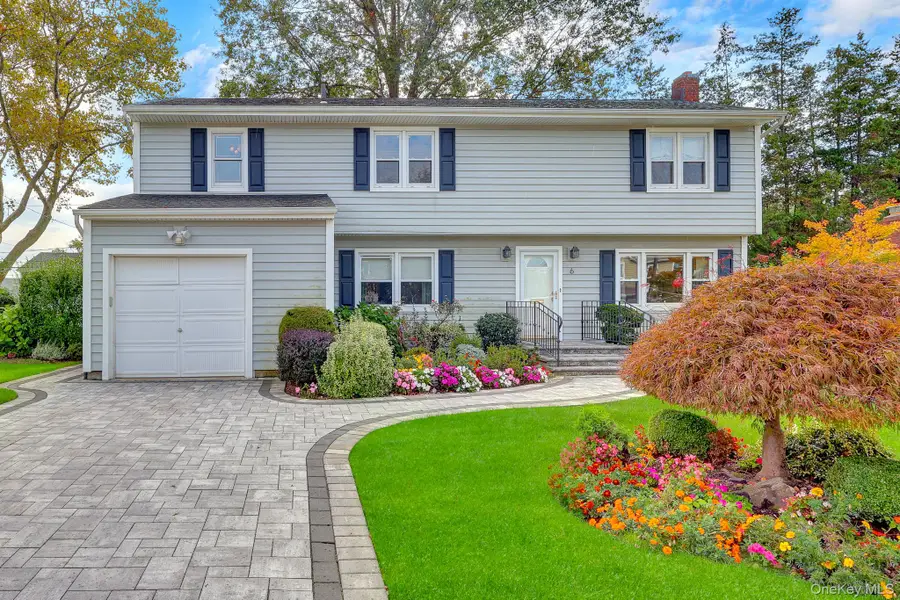 6 Bradford Road, Plainview, NY 11803 - #2