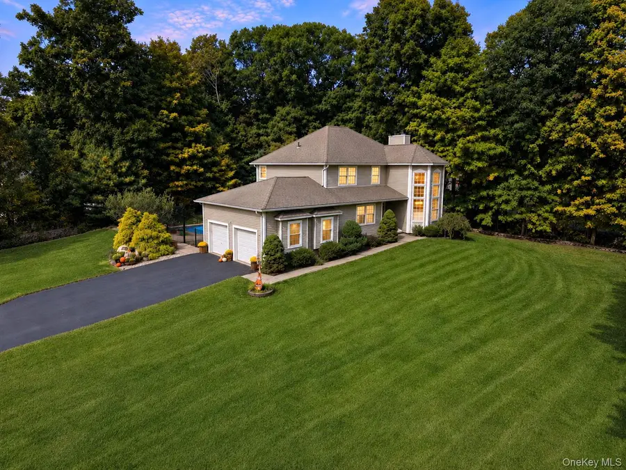 2 Wellington Court, Wallkill, NY 12589 - #2