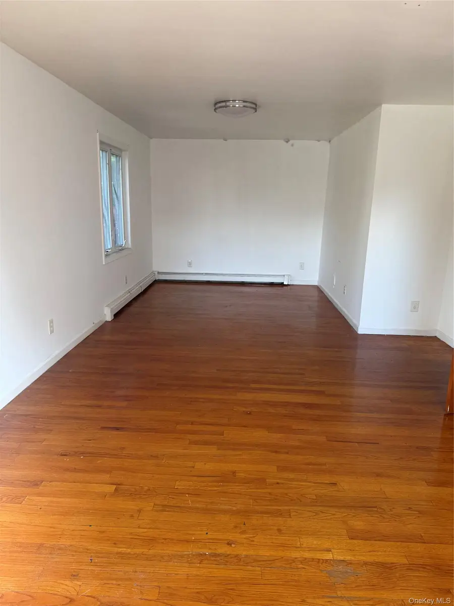346 Sheridan Street, Westbury, NY 11590 - #2