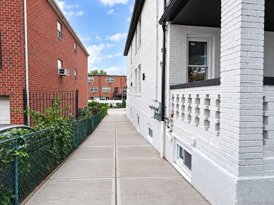 628 Leland Avenue, Bronx, NY 10473 - #2
