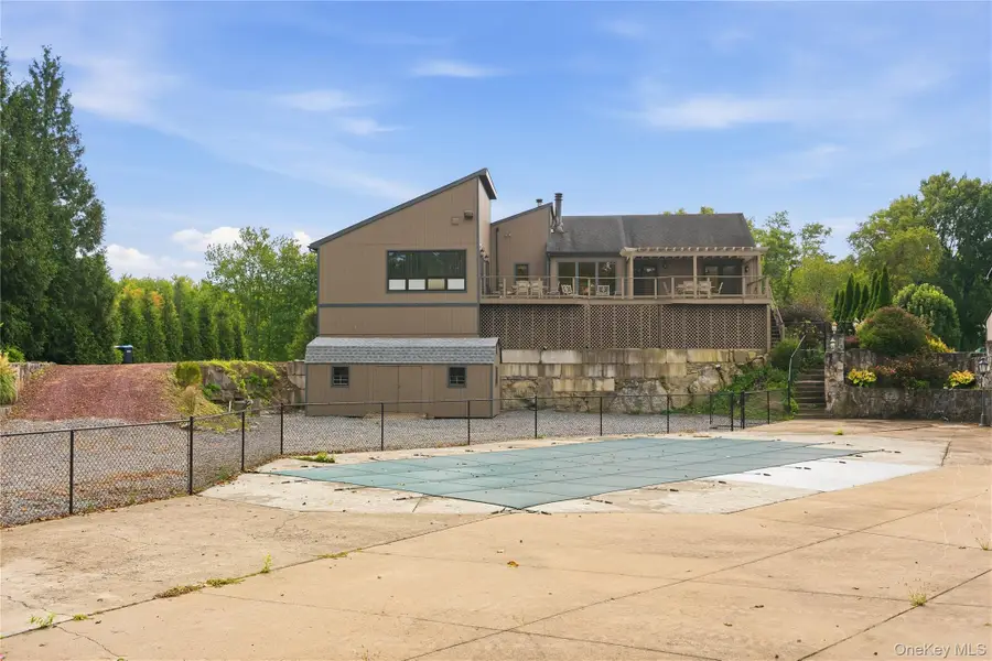 6 Flower Road, Hopewell Junction, NY 12533 - #3