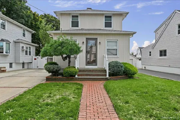 309 Frederick Avenue, Bellmore, NY 11710