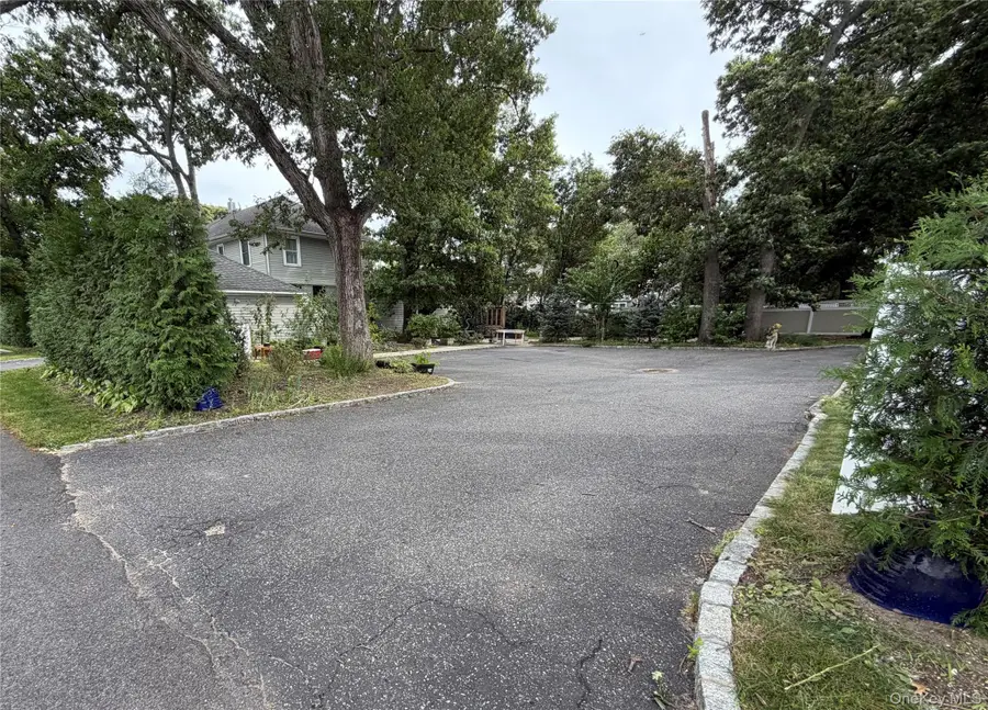 116 Carleton Avenue, Islip Terrace, NY 11752 - #2