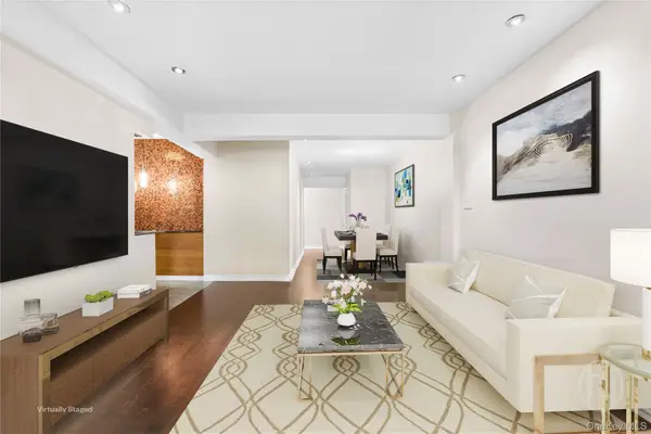 54 East 8th Street #3J, New York (Manhattan), NY 10003