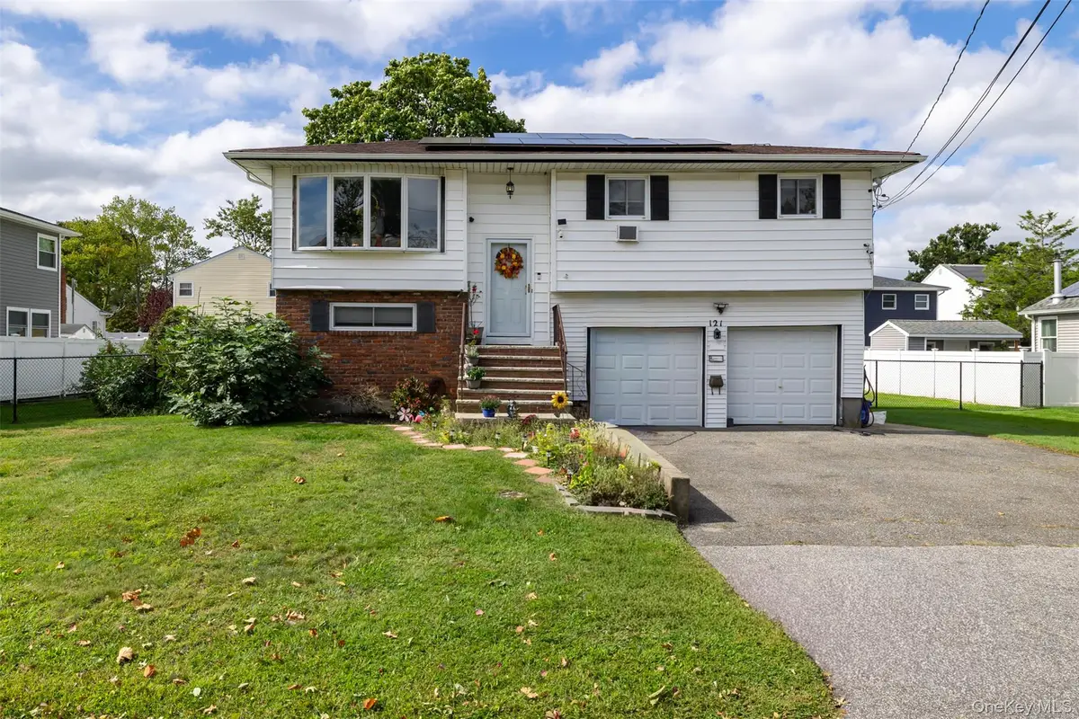 121 W Lake Drive, Lindenhurst, NY 11757 - #1