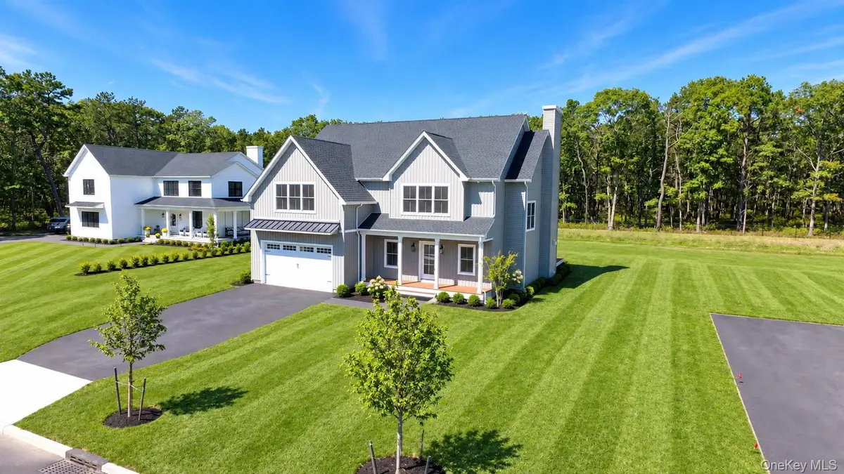 11 N Colonels Path, Manorville, NY 11949 - #1