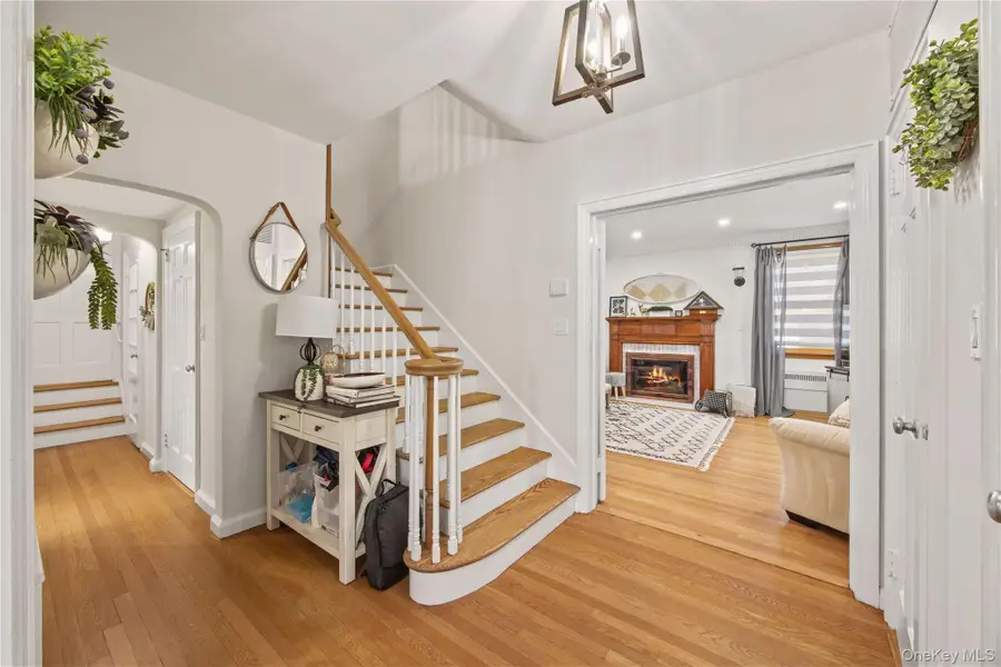 2053 Van Hoesen Avenue, Bronx, NY 10461 - #3