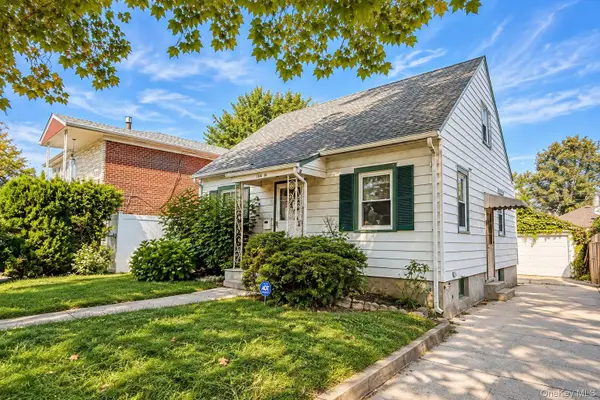 154-19 25th Avenue, Whitestone, NY 11357