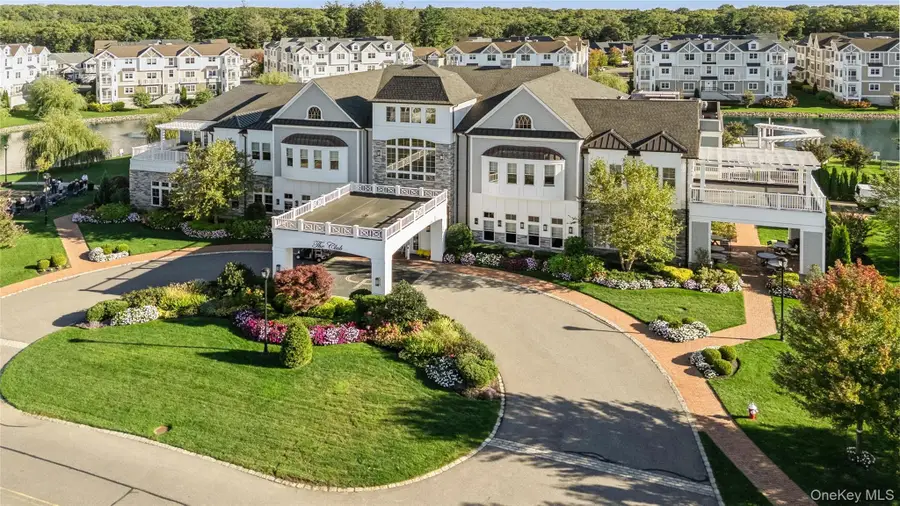 20305 Aspenwood Drive #20305, Plainview, NY 11803 - #2