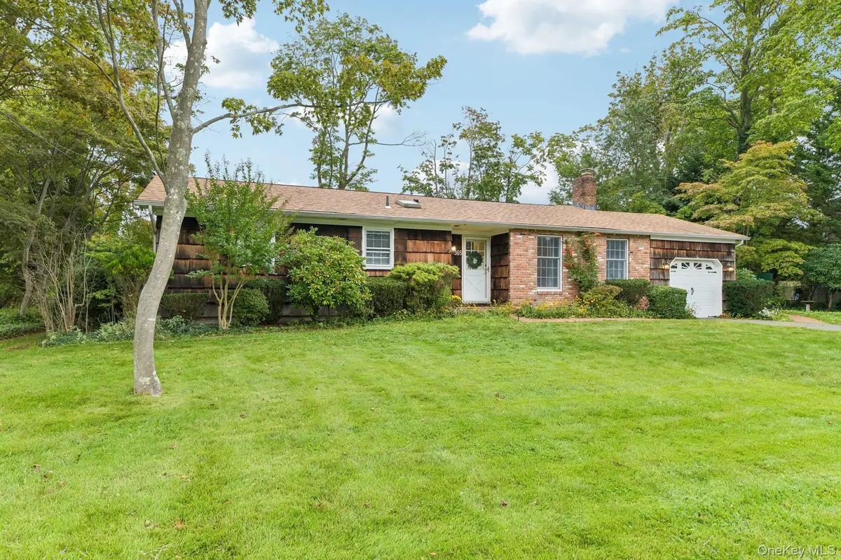 365 Van Buren Street, Saint James, NY 11780 - #1