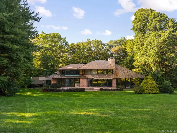 101 Wheatley Road, Old Westbury, NY 11568