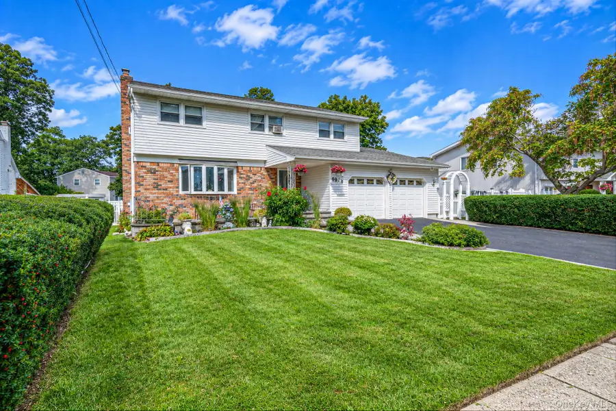 69A Erlanger Boulevard, North Babylon, NY 11703 - #2