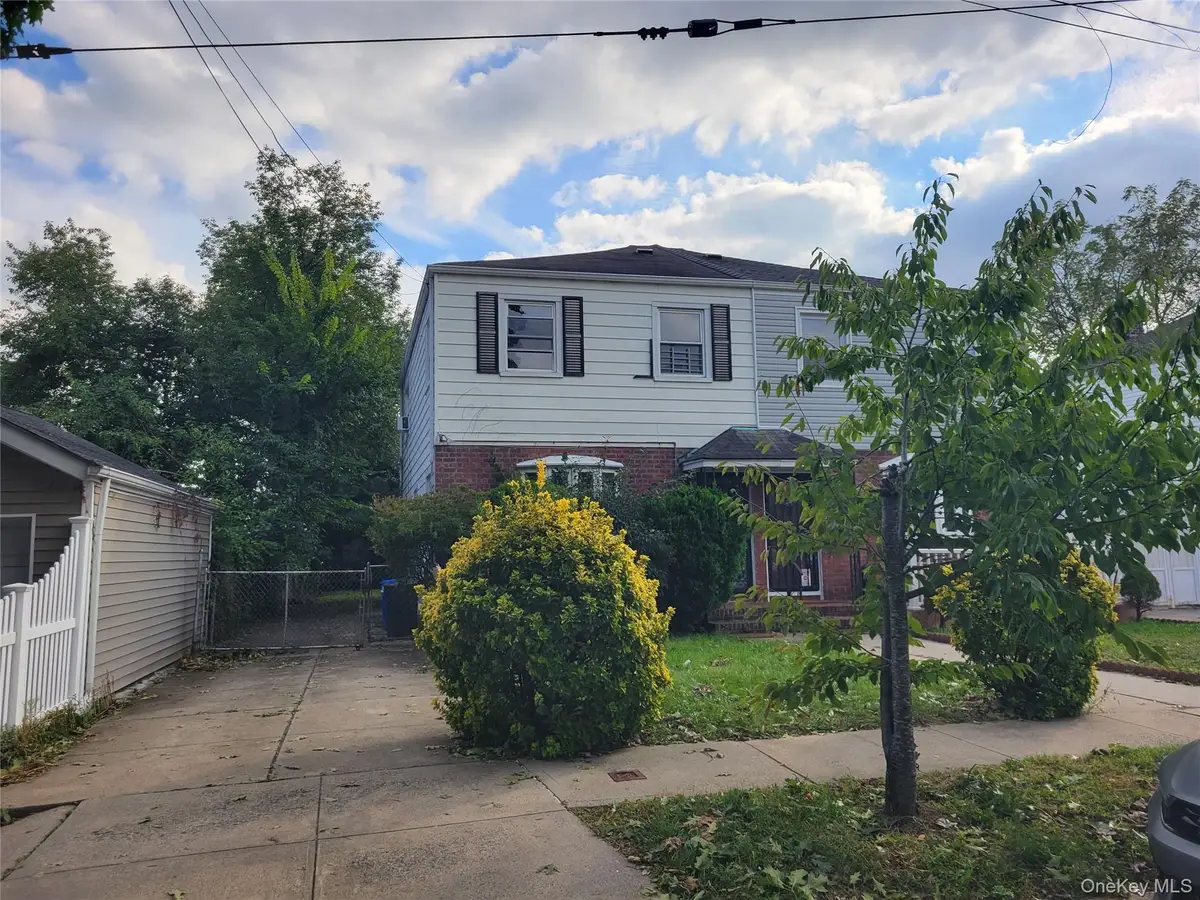 164-38 76th Road, Fresh Meadows, NY 11366 - #1
