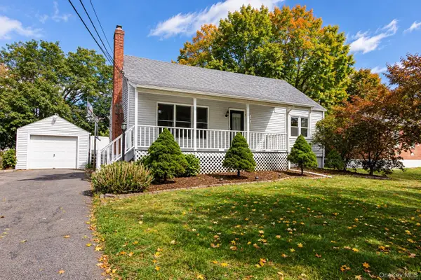 20 Memory Lane, Poughkeepsie, NY 12603