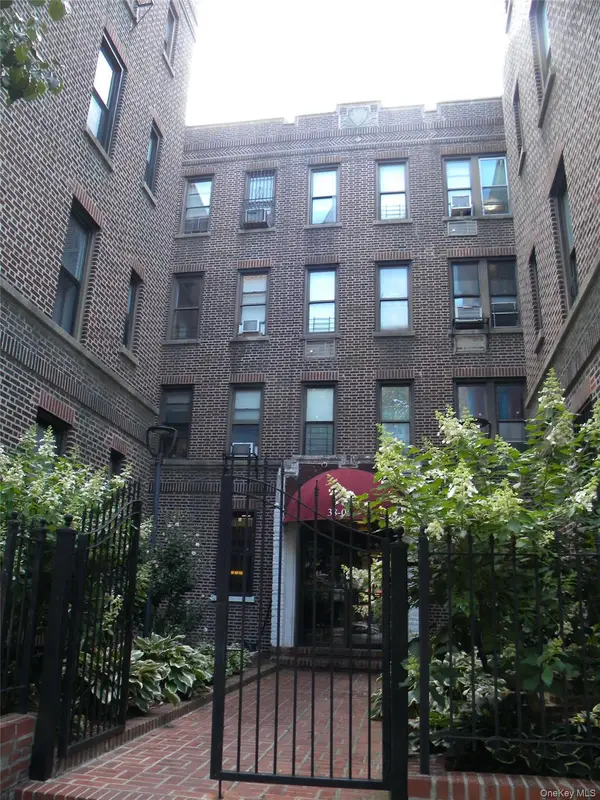 38-05 65 Street #1H, Woodside, NY 11377