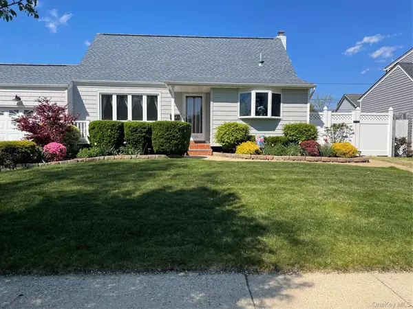 3153 Ward Lane, Wantagh, NY 11793